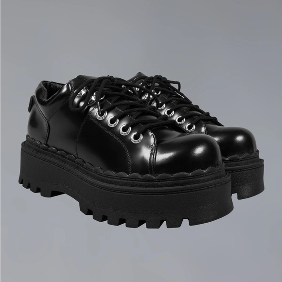 UNIF Seek Shoes - Picture 1 of 5